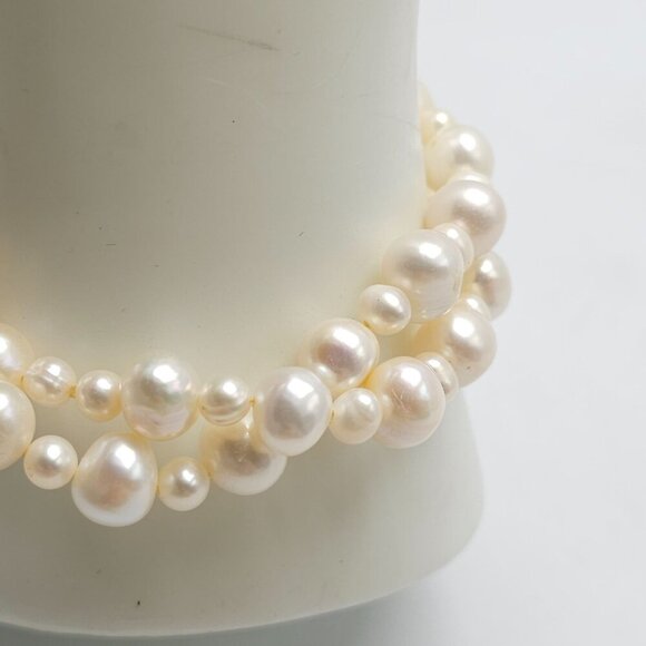 Faux Pearl Stretch Bracelet With Elegant Layered Design Fits Most Sizes - Picture 3 of 4